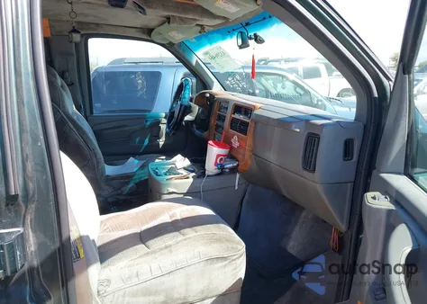 2003 Chevrolet Express Upfitter из США, поврежденный, VIN 1GBFG15T431155118
